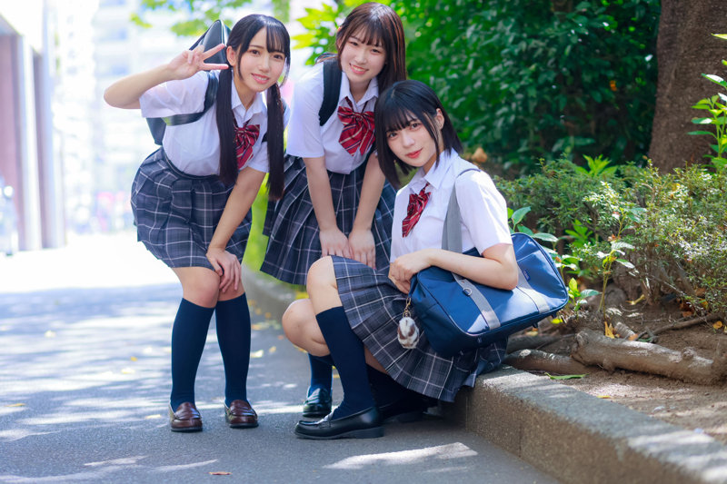 【deaa024】ゆみ＆おと＆まこ